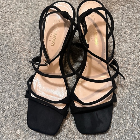 Fashion Nova Black Strappy Wedges - Picture 4 of 9